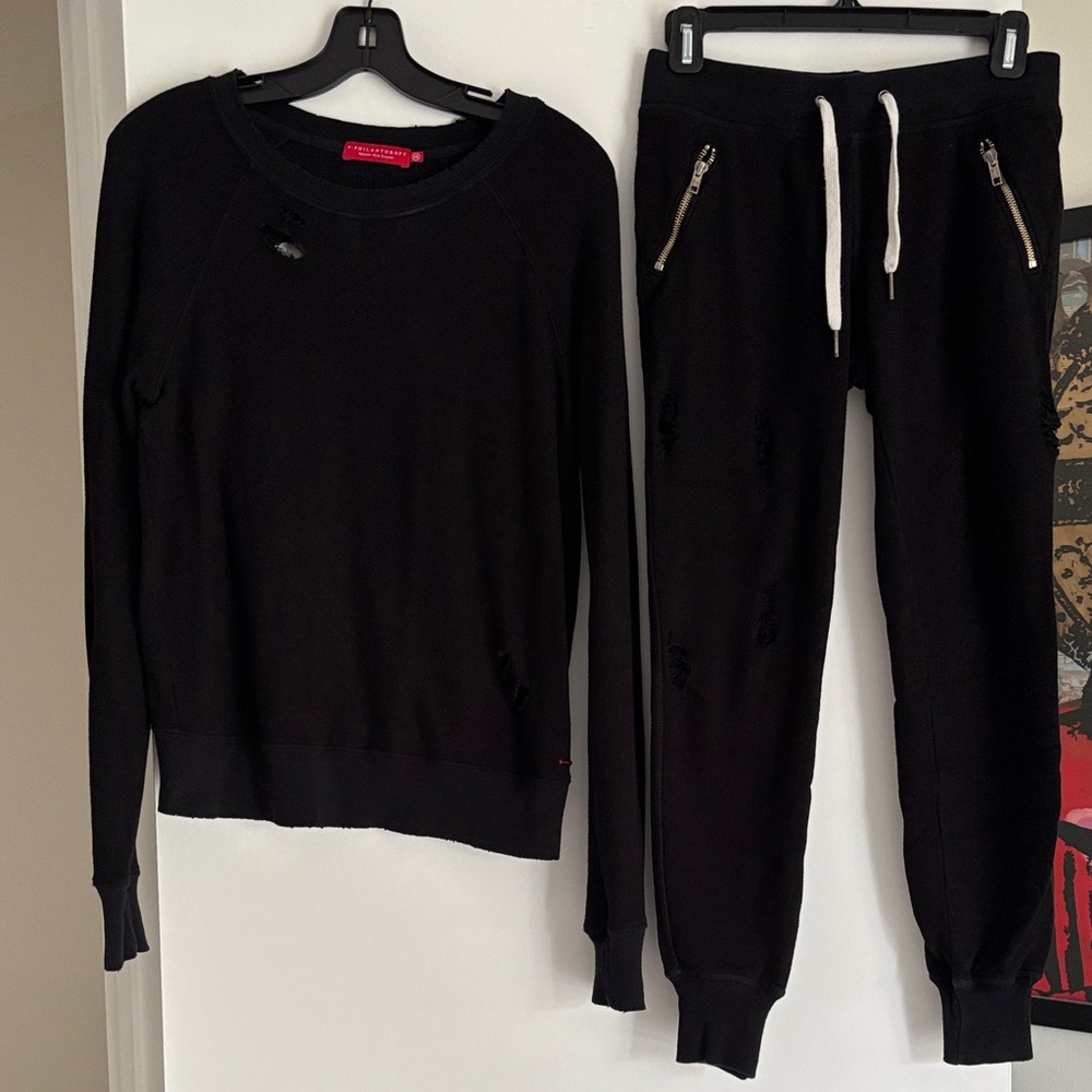 Philanthropy Black Sweatshirt and Joggers Set